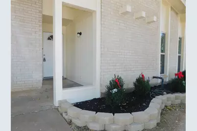 1524 Carnation Drive, Lewisville, TX 75067 - Photo 4