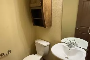 2410 S 2nd St, Waco, TX 76706 - Photo 10