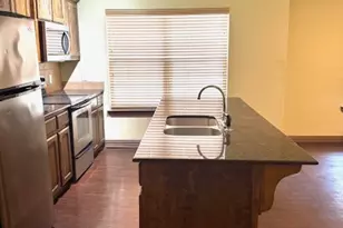 2410 S 2nd St, Waco, TX 76706 - Photo 16