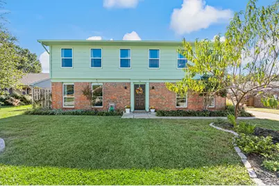 728 Heather Wood Drive, Grapevine, TX 76051 - Photo 2