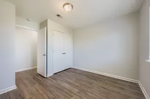 1885 Cliff View Dr, Lewisville, TX 75077 - Photo 22