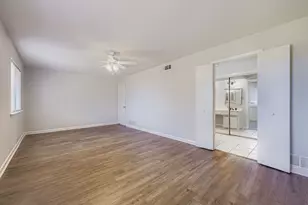 1885 Cliff View Dr, Lewisville, TX 75077 - Photo 16