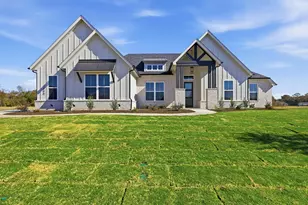 2000 Cypress Ct, Weatherford, TX 76085 - Photo 1