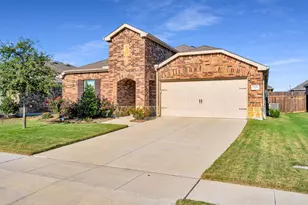 2208 Heaton St, Forney, TX 75126 - Photo 2