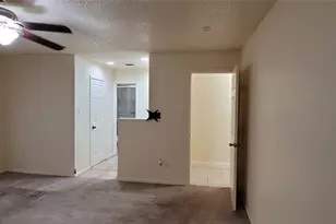 801 Redbud St, Crowley, TX 76036 - Photo 16