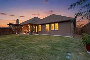 1628 Ridge Creek Ln, Aubrey, TX 76227 - Photo 38