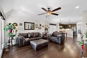 1628 Ridge Creek Ln, Aubrey, TX 76227 - Photo 8