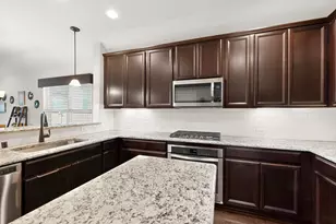 1628 Ridge Creek Ln, Aubrey, TX 76227 - Photo 10