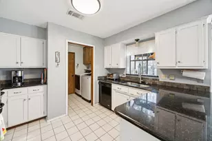 10409 Blue Stem Ct, Fort Worth, TX 76108 - Photo 8