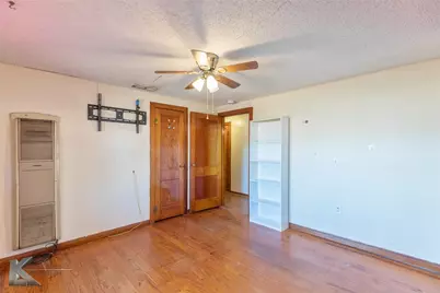 405 S Hinton Street, Benjamin, TX 79505 - Photo 6