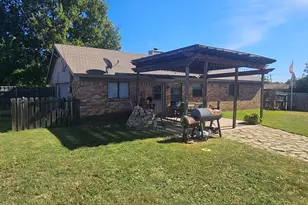 520 Post Oak Ln, Burleson, TX 76028 - Photo 26