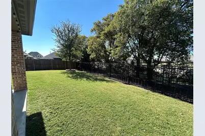 10013 Warberry Trail, Fort Worth, TX 76131 - Photo 22