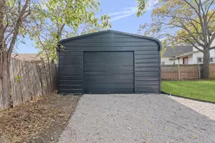 1719 May St, Fort Worth, TX 76110 - Photo 28