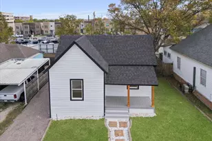 1719 May St, Fort Worth, TX 76110 - Photo 2