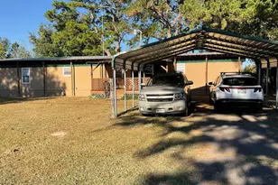 408 Leathers Ln, Jewett, TX 75846 - Photo 2