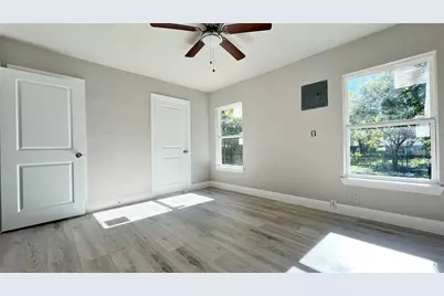 4133 Alamo Avenue, Fort Worth, TX 76107 - Photo 14