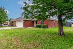 2101 Wildwood Dr, Forney, TX 75126 - Photo 2