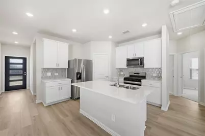 506 Clover Creek Drive, McKinney, TX 75071 - Photo 6