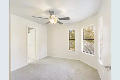 5905 Riverbend Place, Fort Worth, TX 76112 - Photo 32