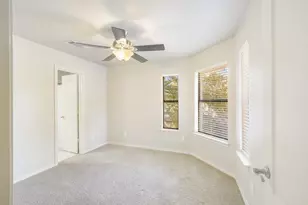 5905 Riverbend Pl, Fort Worth, TX 76112 - Photo 32