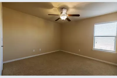 804 W Bend Boulevard, Burleson, TX 76028 - Photo 26