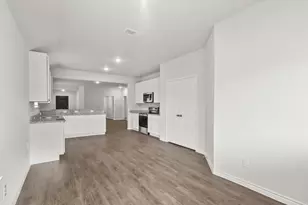 1607 Romans Rd, Ennis, TX 75119 - Photo 6