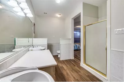 1805 Old Oak Drive, Arlington, TX 76012 - Photo 16