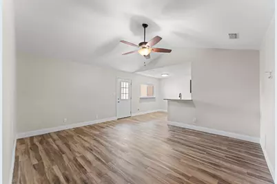 702 Via Del Rey, Mesquite, TX 75150 - Photo 4