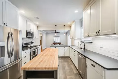 2908 Carson Street, Haltom City, TX 76117 - Photo 8