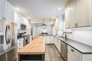 2908 Carson St, Haltom City, TX 76117 - Photo 8