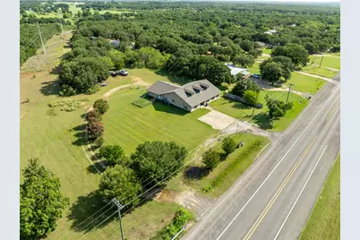 2437 State Highway 22, Whitney, TX 76692 - Photo 2