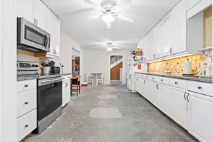 2437 State Hwy 22, Whitney, TX 76692 - Photo 14