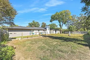 8029 Northbrook Dr, Benbrook, TX 76116 - Photo 32