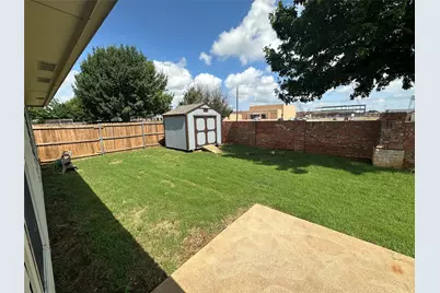 424 Shady Shore Lane, Crowley, TX 76036 - Photo 32