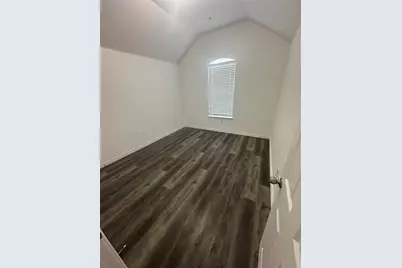 424 Shady Shore Lane, Crowley, TX 76036 - Photo 4