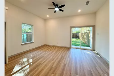 1509 Locust Street, Commerce, TX 75428 - Photo 22