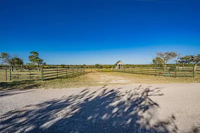 410 Douglas Street, Dublin, TX 76446 - Photo 1