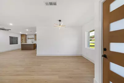 1614 E Red Bird Lane, Dallas, TX 75241 - Photo 6