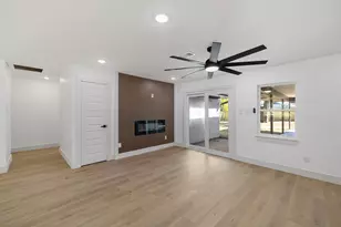 1614 E Red Bird Ln, Dallas, TX 75241 - Photo 10