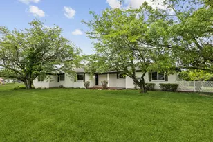 740 Davis Dr, Rockwall, TX 75087 - Photo 1