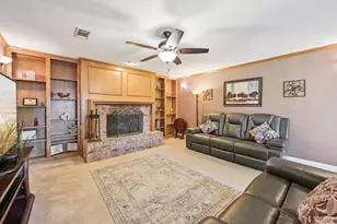 8631 Charing Cross Ln, Dallas, TX 75238 - Photo 14