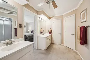 8631 Charing Cross Ln, Dallas, TX 75238 - Photo 20