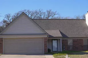 1807 Chittam Dr, Euless, TX 76039 - Photo 1