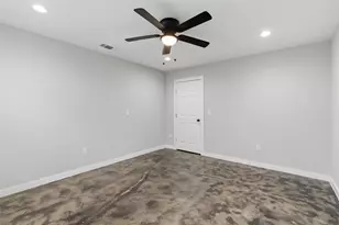 612 W Coffin St, Denison, TX 75020 - Photo 18