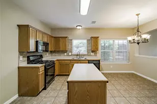 4016 Summerhill Ln, Fort Worth, TX 76244 - Photo 6