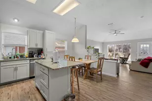 2700 Wandering Oak Dr, Corinth, TX 76208 - Photo 2