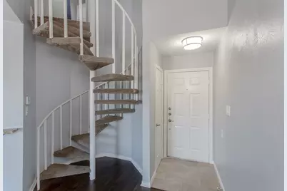 1010 Allen Street #229, Dallas, TX 75204 - Photo 2