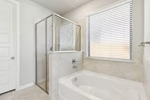 1801 Jade Frst Ln, Mesquite, TX 75181 - Photo 10