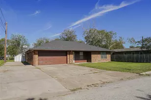 505 Houston St, Sanger, TX 76266 - Photo 1
