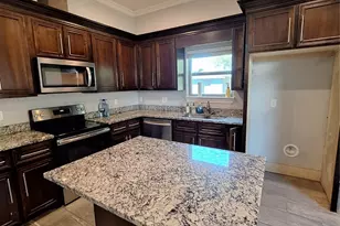 4107 Canada Dr, Dallas, TX 75212 - Photo 8